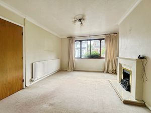 Lounge- click for photo gallery